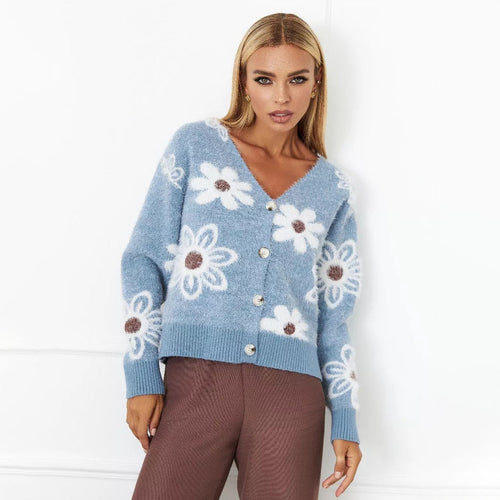 Kvindernes hyggelige cardigan med blomstermønster og knapdetaljer Stilla