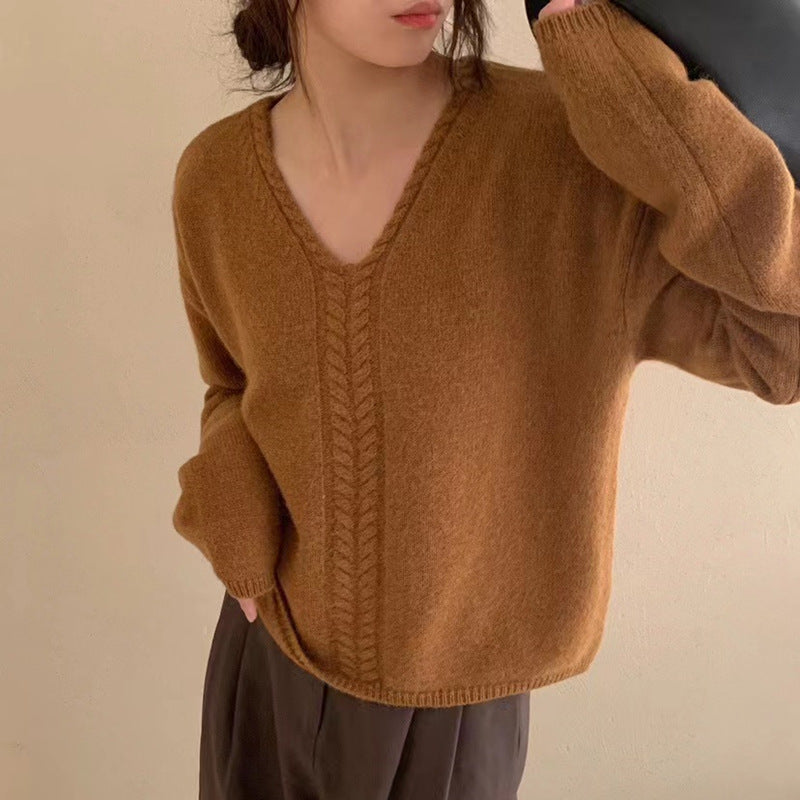 Damer Elegant V-Hals Sweater med fint kabelmønster Stilla