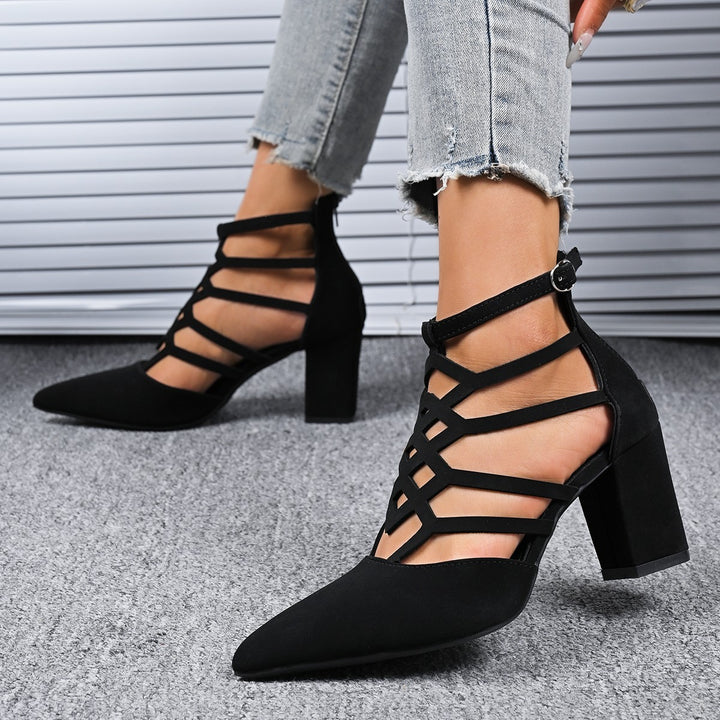 Dame Elegant Slingback-pumper med moderne rem-design og behagelig blokhæl Stilla