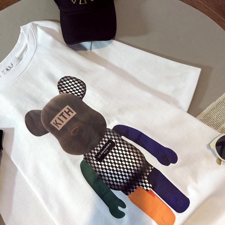 Dame T-shirt med kunstnerisk grafisk design og eksklusive detaljer Stilla