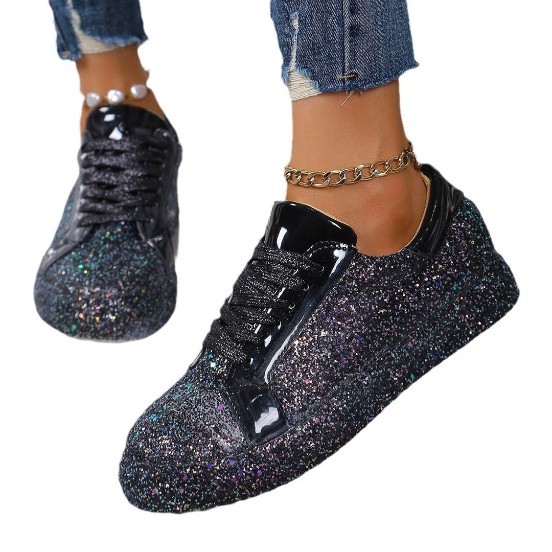 Damer Glitrende Sneakers med sporty design og skridsikker sål Stilla