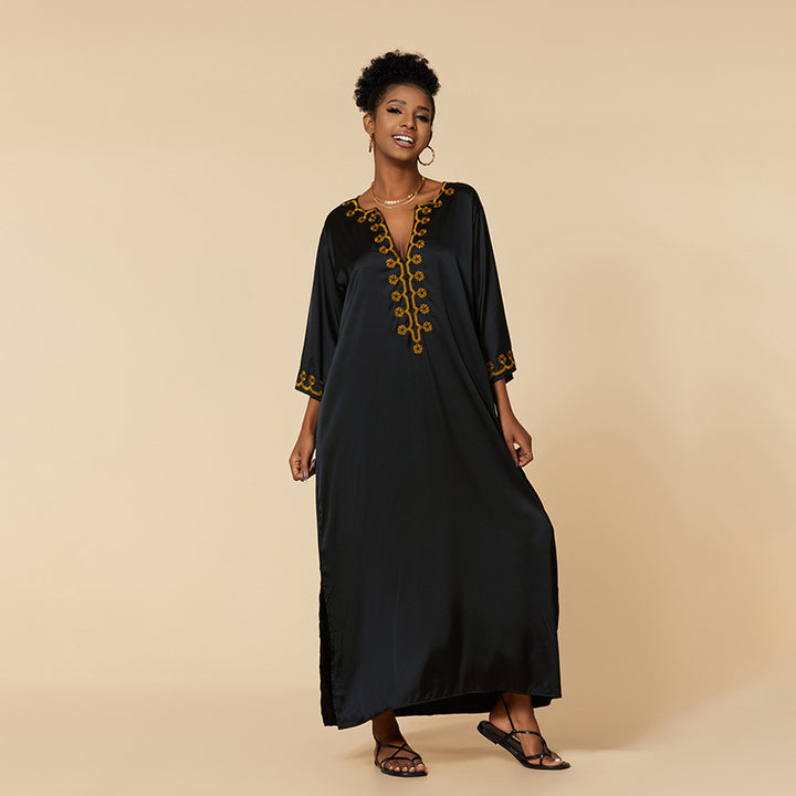 Dame Kaftan med luksuriøs broderi og sidelæg Stilla