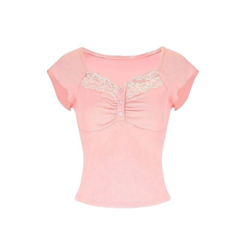 Dame mode top med fine spidsdetaljer og elegante knapper Skovae