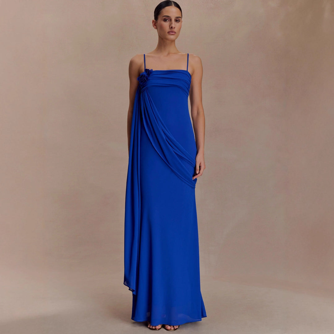 Dame strapless aftenkjole med elegant drapering Skovae