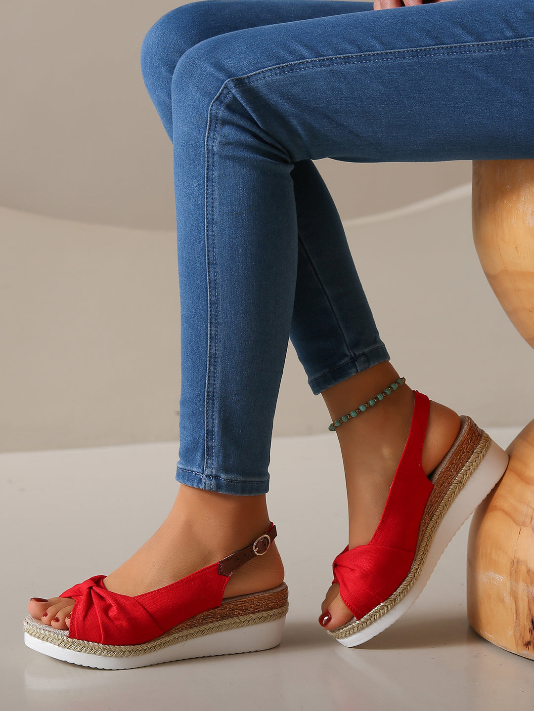 Dame Wedge-sandaler med elegant knude-design og skridsikker sål Stilla