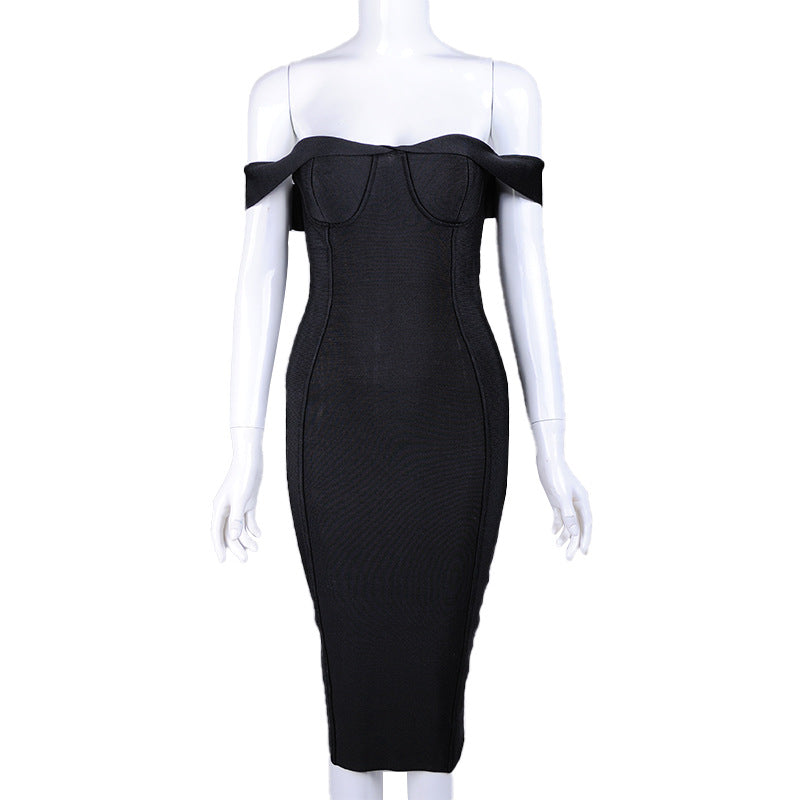 Dame Off-Shoulder Kjole med figursyet Silhuet og elegante Sømme Stilla