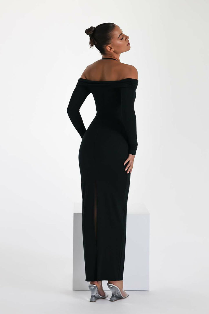 Dame Maxikjole med Off-Shoulder Design og elegant slids Skovae