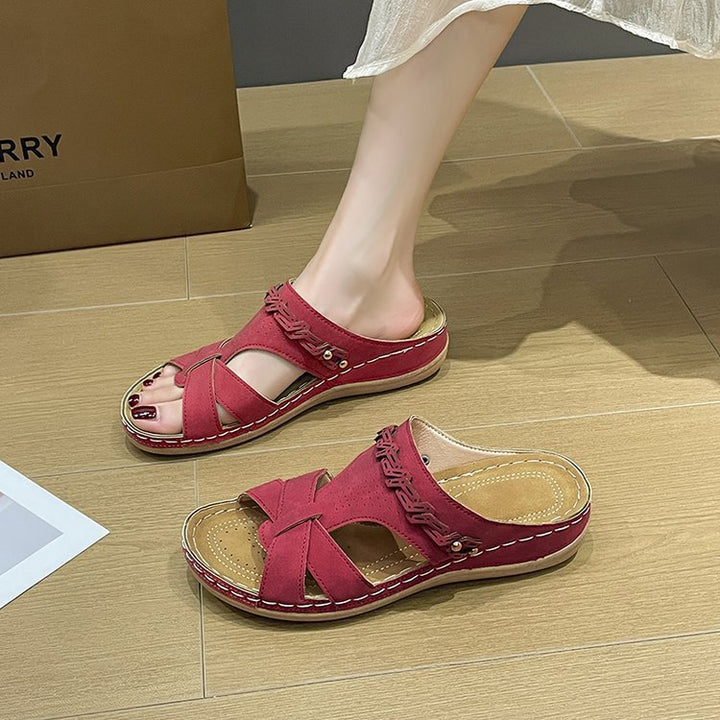 Dame Komfortable Sandaler med stilfuldt strop-design og ergonomisk såldesign Stilla