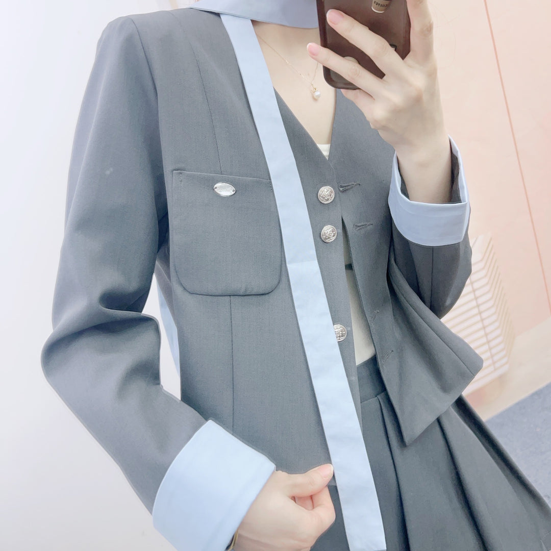 Dame To-delt Blazer-nederdel-sæt med elegante detaljer og moderne snit Stilla