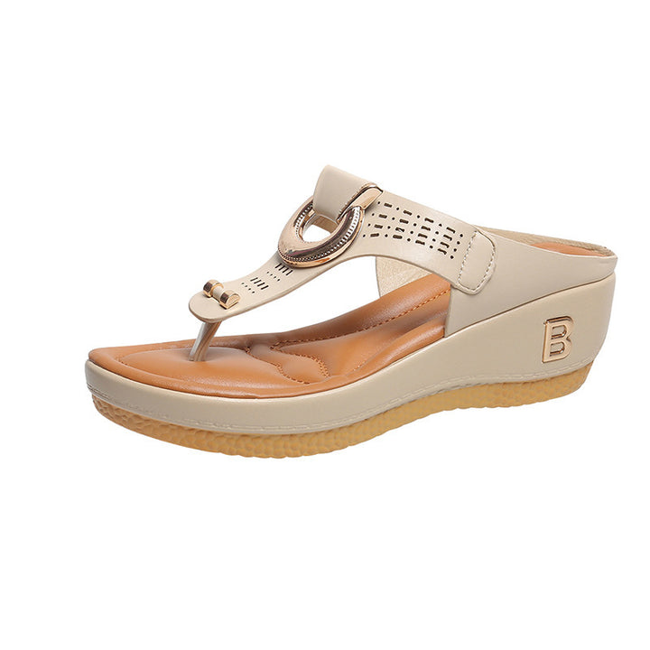 Dame Zehentrenner-sandaler med fashionable remdesign og komfortabelt fodseng Stilla