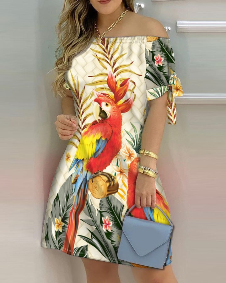 Dame Off-Shoulder Kjole med florale accenter og legende ærmer Stilla
