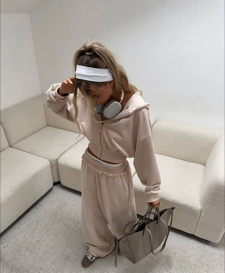 Dame afslappet og moderigtig pusset sæt med cropped top Stilla