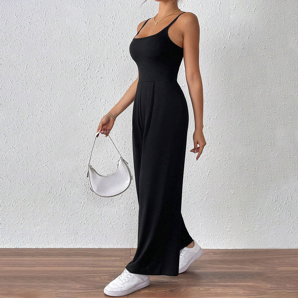 Kvinders afslappede jumpsuit med slanke stropper og elegant snit Stilla