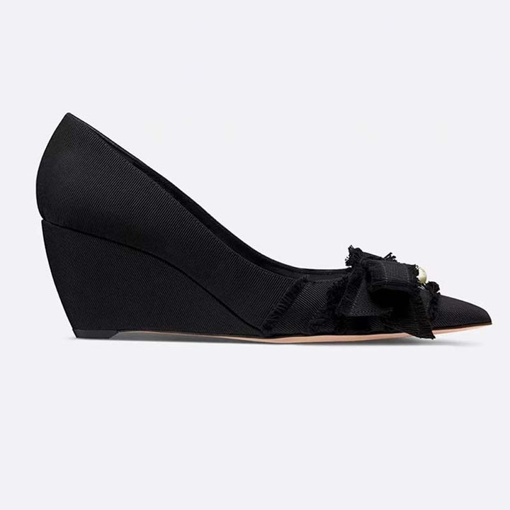 Femme Wedge Heel Spidssko med dekorative sløjfe detaljer  Stilla