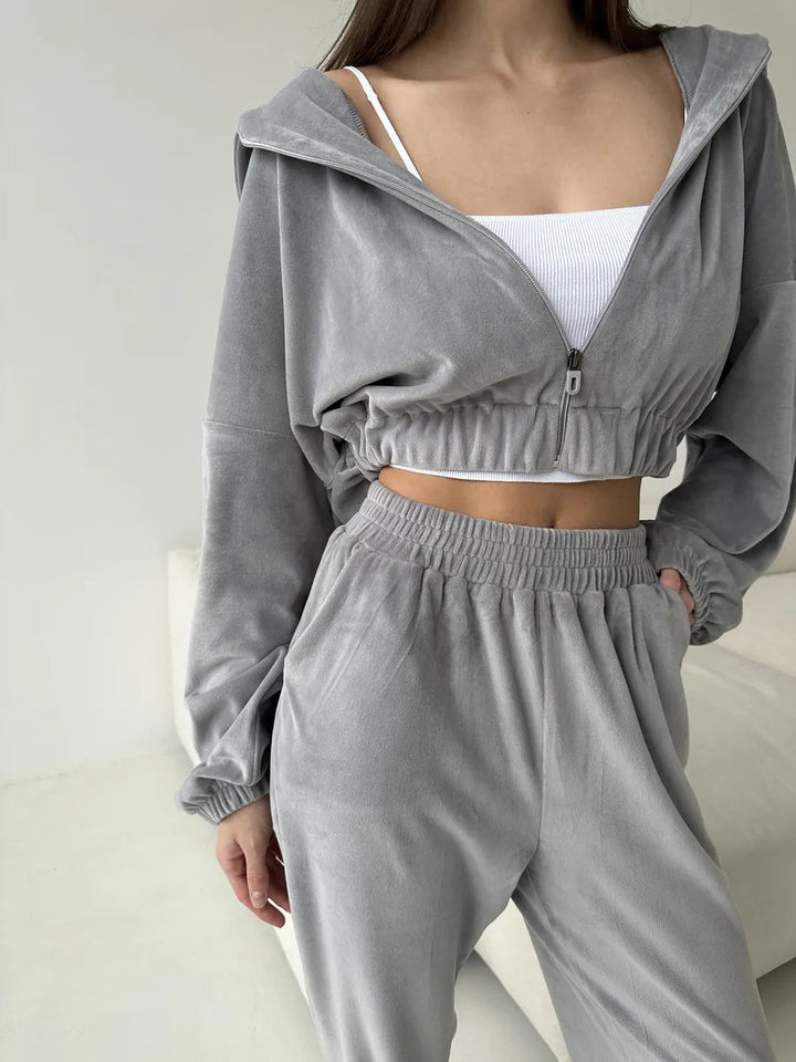 Kvindernes afslappede velour sweatshirtjakke med en løs pasform og elastisk talje Skovae