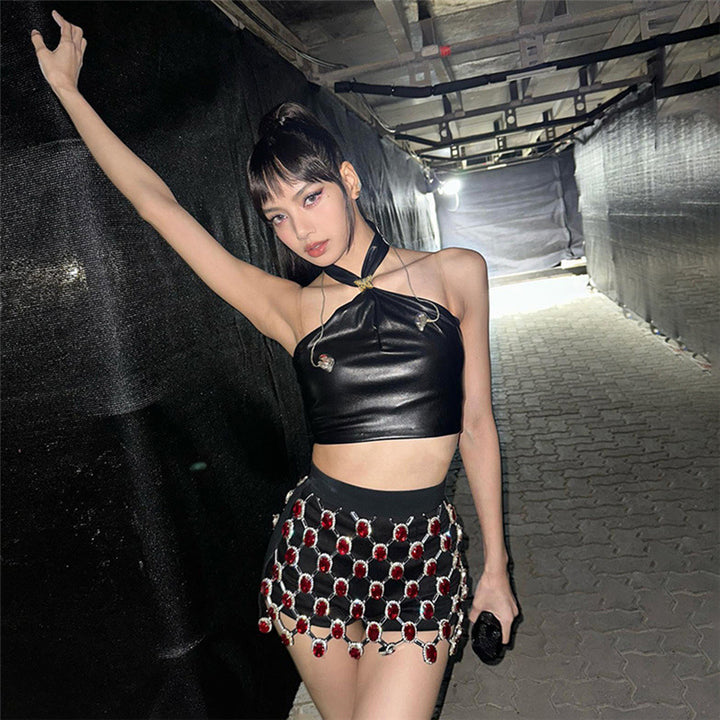 Dame Crop Top i højkvalitetsmateriale med nutidigt halstykke-design Stilla