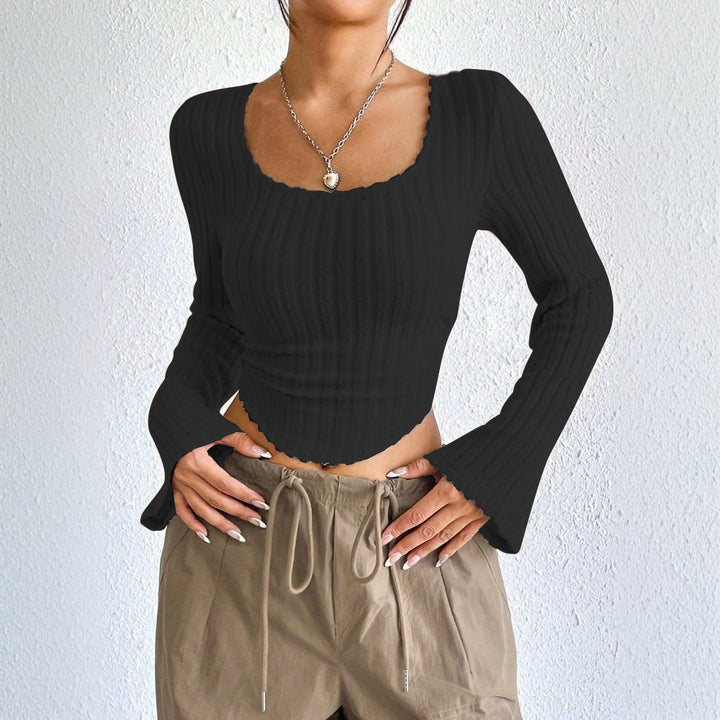 Kvindernes langærmede crop top med dekorativ ribdesign og rundet kant Stilla
