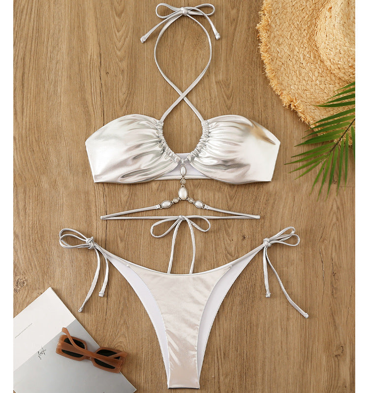 Dame Triangle-Bikini med skinnende accenter og raffineret bindedetalje Stilla