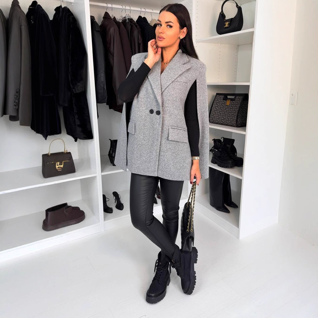 Dameblazer med cape-design og dobbelt knaplukning Stilla