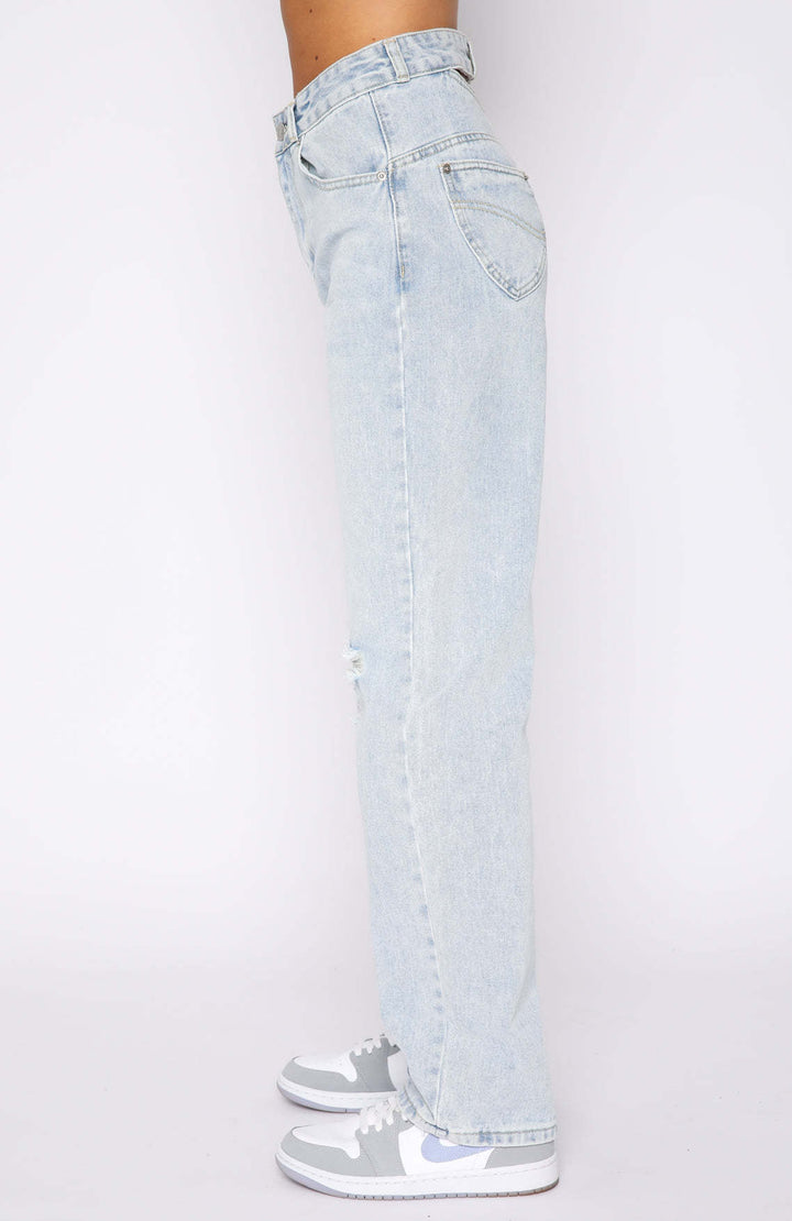 Damer Mom Jeans med raffinerede distressed-detaljer og høj talje Stilla