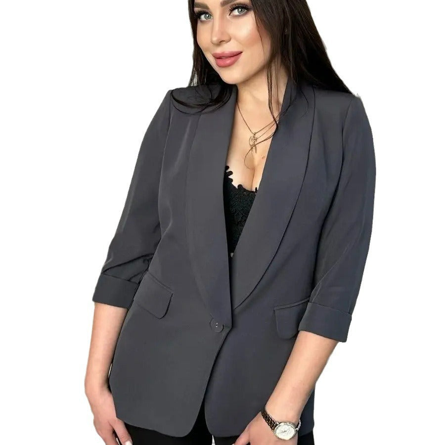 Dame Blazer med elegant snit og moderne detaljer Stilla