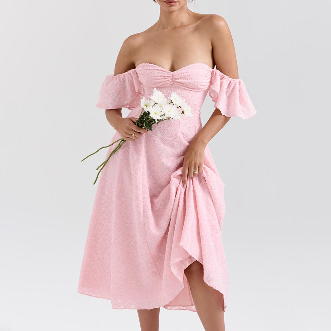 Dame Off-Shoulder Midikjole med flæsedetaljer og figursyet snit Skovae