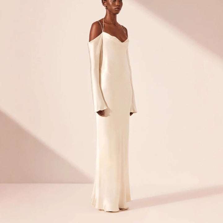Dame Elegant Satin Langkjole med Off-Shoulder Ærmer Stilla