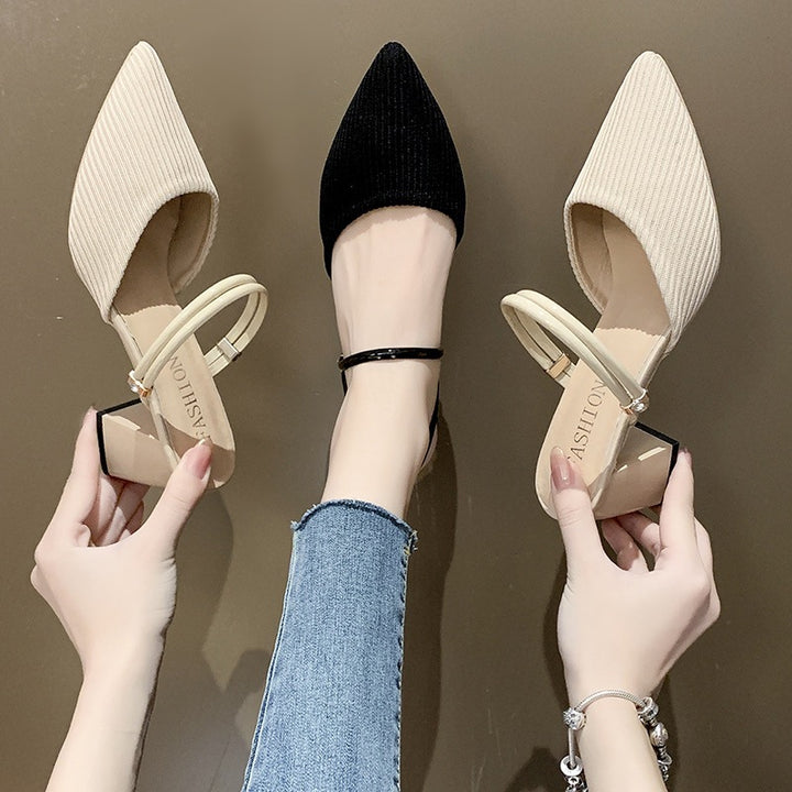 Dame Slingback Pumps med elegant spids design og moderne blokhæl Stilla