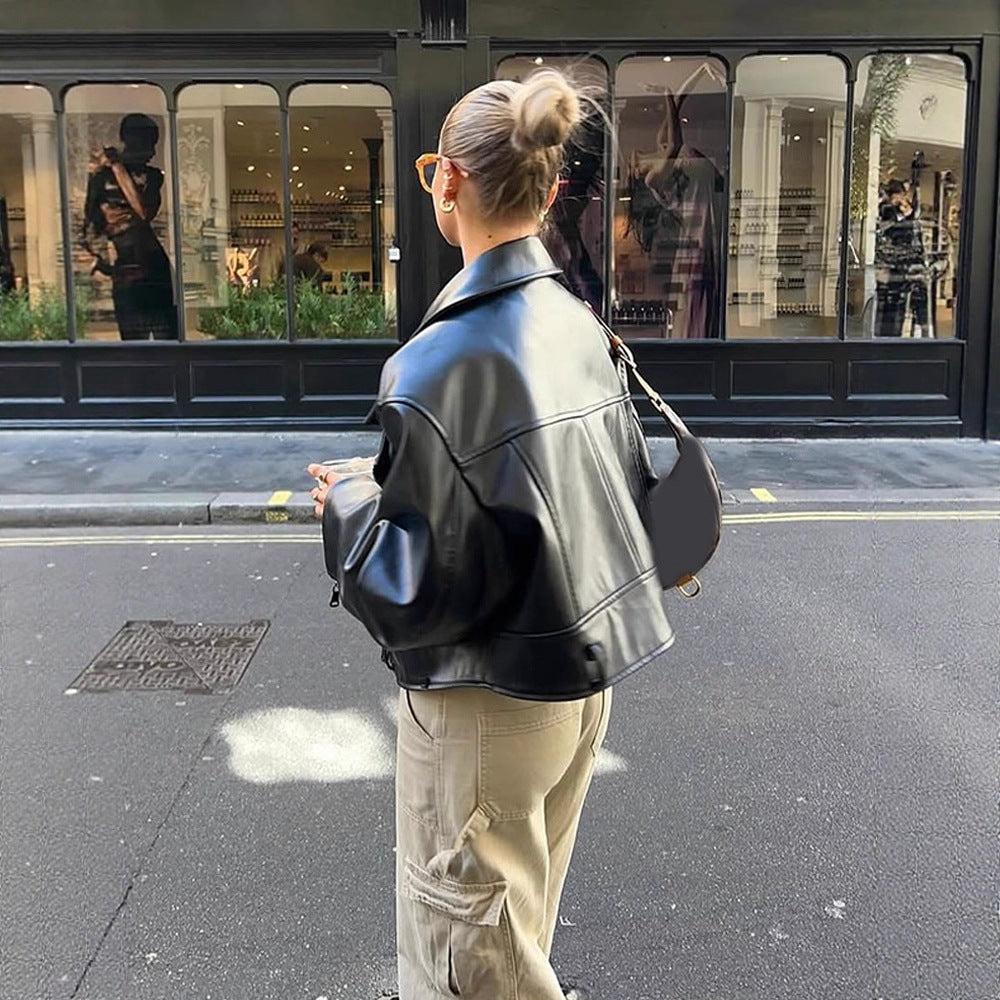 Dame mode kunstlæderjakke med oversized snit Stilla