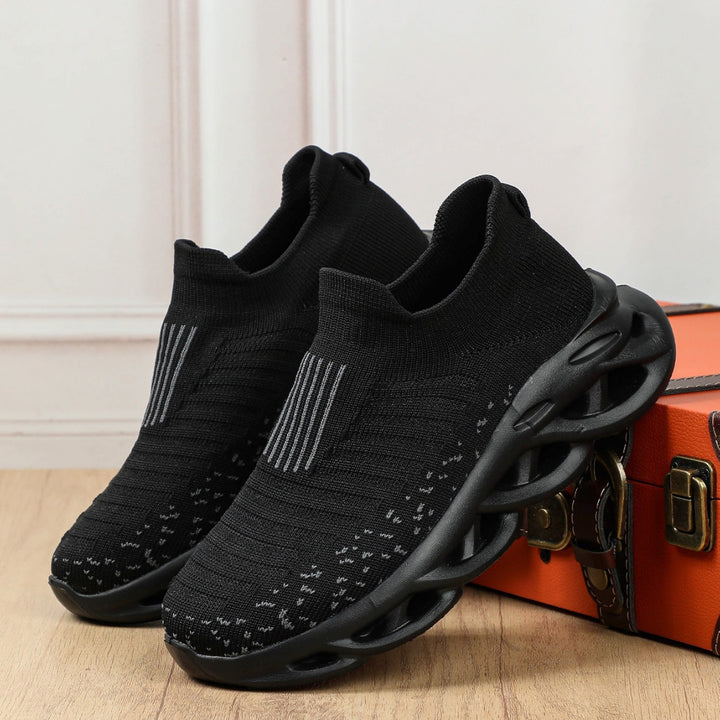 Damer Let strik-sneakers med innovativ dæmpningsteknologi Stilla