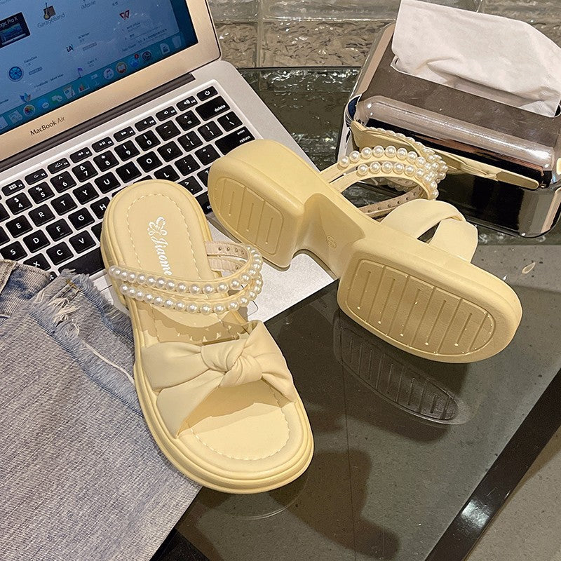 Dame Mode-sandaler med elegant sløjfe-applikation og perle-dekoration Stilla