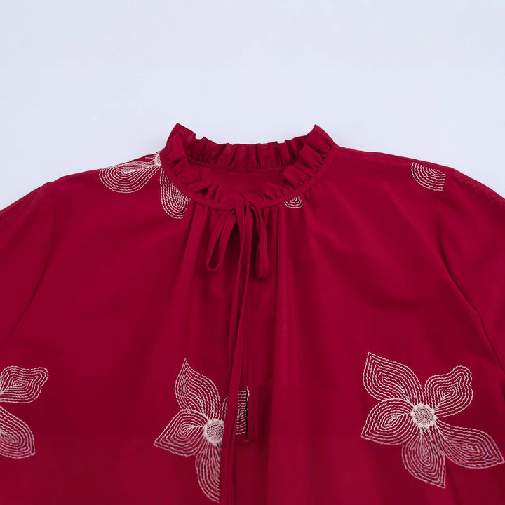 Femme Elegante Floral Broderet Bluse Stilla