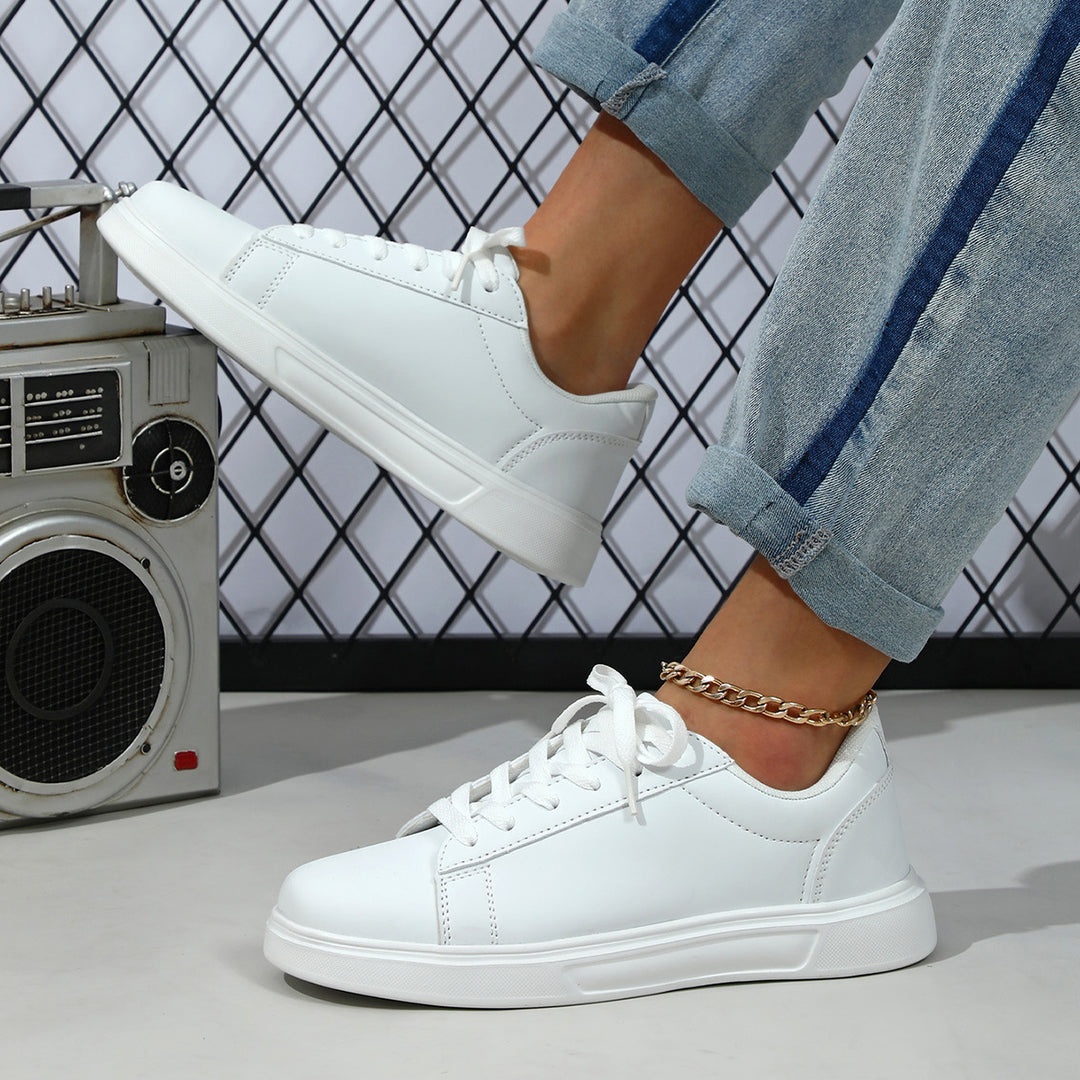 Dame Sneakers med glitrende accent Stilla