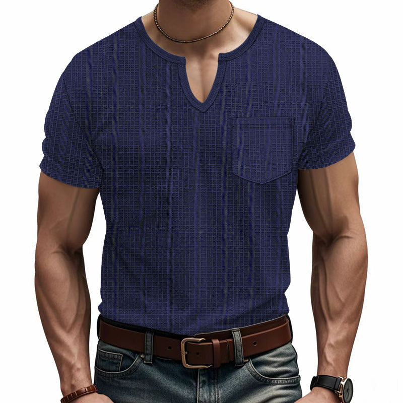 Herre kortærmet Henley-shirt med moderne V-udskæring og praktisk brystlomme Stilla