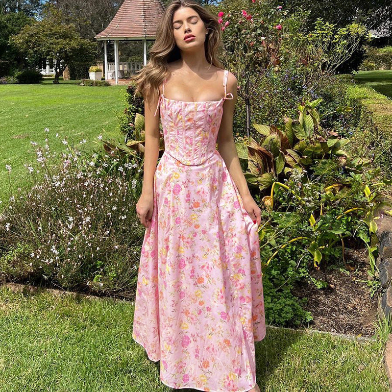 Dame Sommer Maxikjole med filigran Floralprint og justerbare stropper Stilla