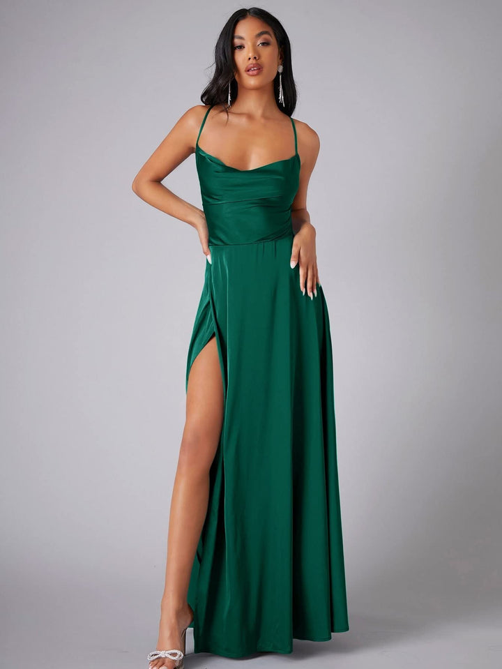 Stilla | Elegant Stropløs Talje-Cutting Lang Gown Kjole