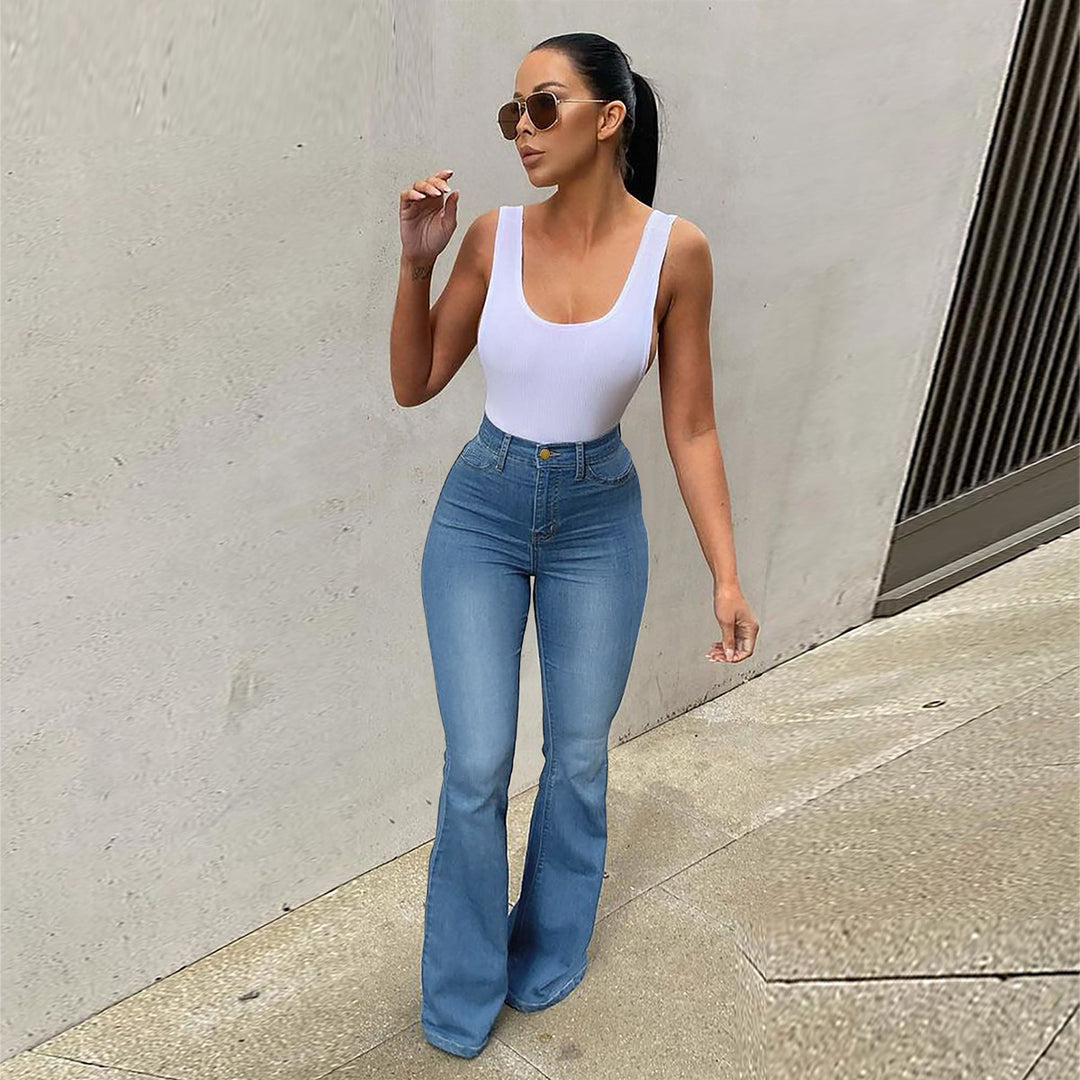 Dame Flared Jeans i elegant høj-talje stil med figurformende effekt og moderigtig snit Stilla
