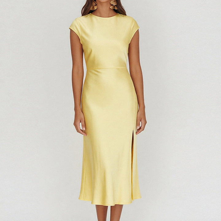 Kvinders elegante midi-kjole med chikt stående krave og flydende satin Stilla