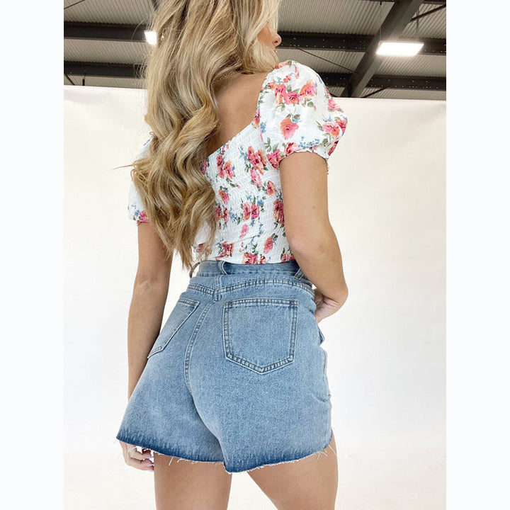 Dame kortjeans med højt talje og dekorativt blomsterdesign Stilla