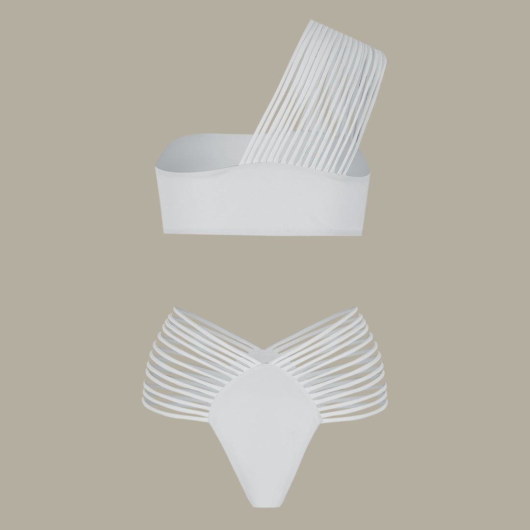 Dame Bikini-sæt med elegante cut-outs og fashionable stropper Stilla