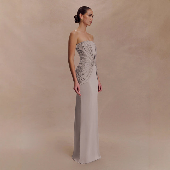 Dame Elegant Minimalistisk Aftenkjole med Draperinger Skovae