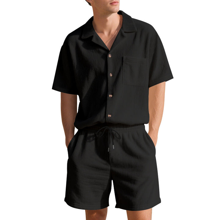 Herrer casual sommer-outfit med kortærmet skjorte og shorts Stilla