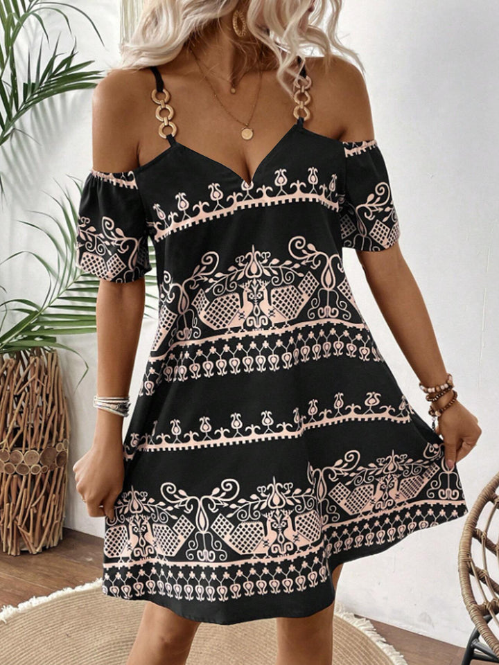 Dame Off-Shoulder Kjole med dekorative stropper Stilla