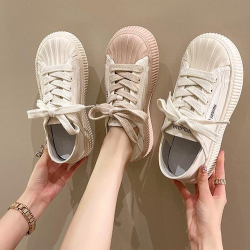 Dame Sneakers i sporty retro-stil med skridsikker sål Stilla