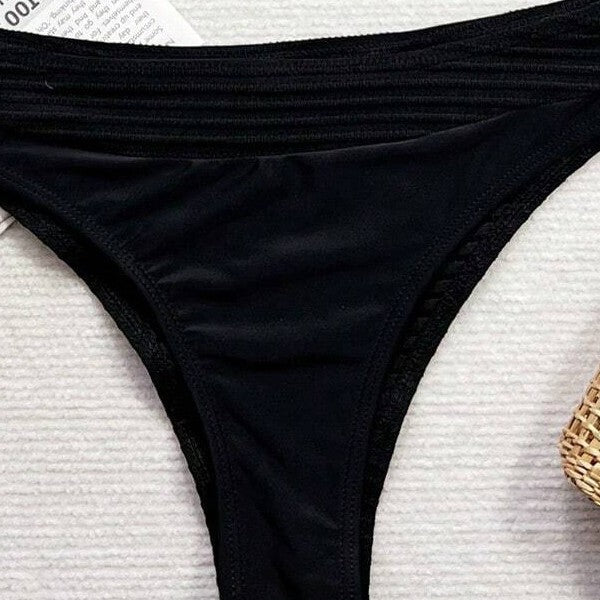 Damer Højt skåret bikini-sæt med elegant ribbet look Skovae