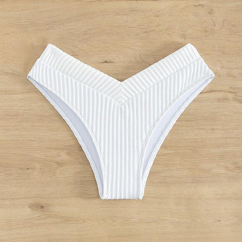 Dame Bikini-bukser med moderigtige V-udskæring og raffineret stribemønster Skovae