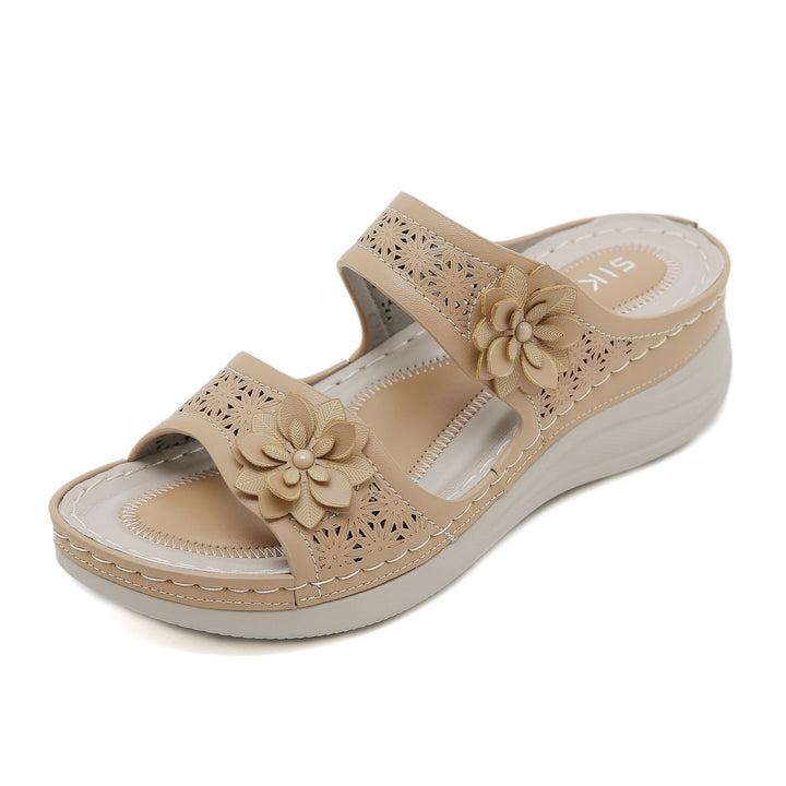 Damer komfortable og fashionable sandaler med blomsterdesign Stilla