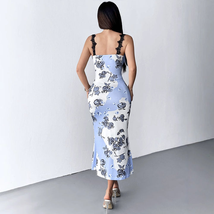 Dame maxikjole med florale motiver og elegante spidsdetaljer Skovae