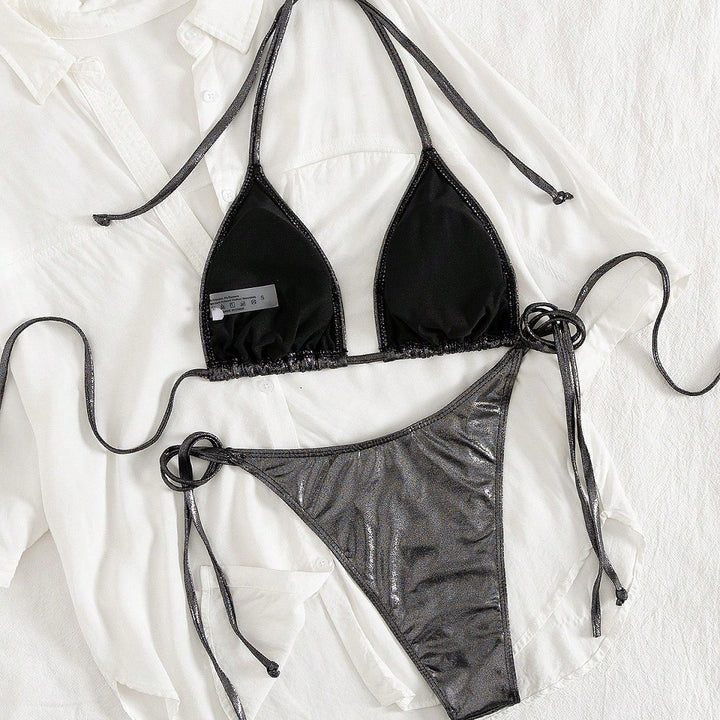 Dame triangle-bikini med justerbare stropper og blankt design Skovae