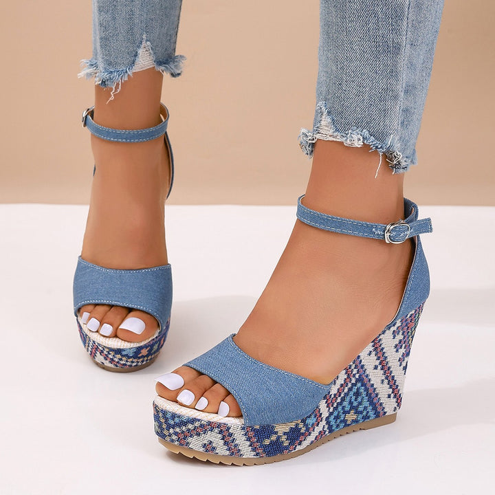 Dame Wedge-sandaler med blomsterdesign og justerbar ankelsnor Stilla